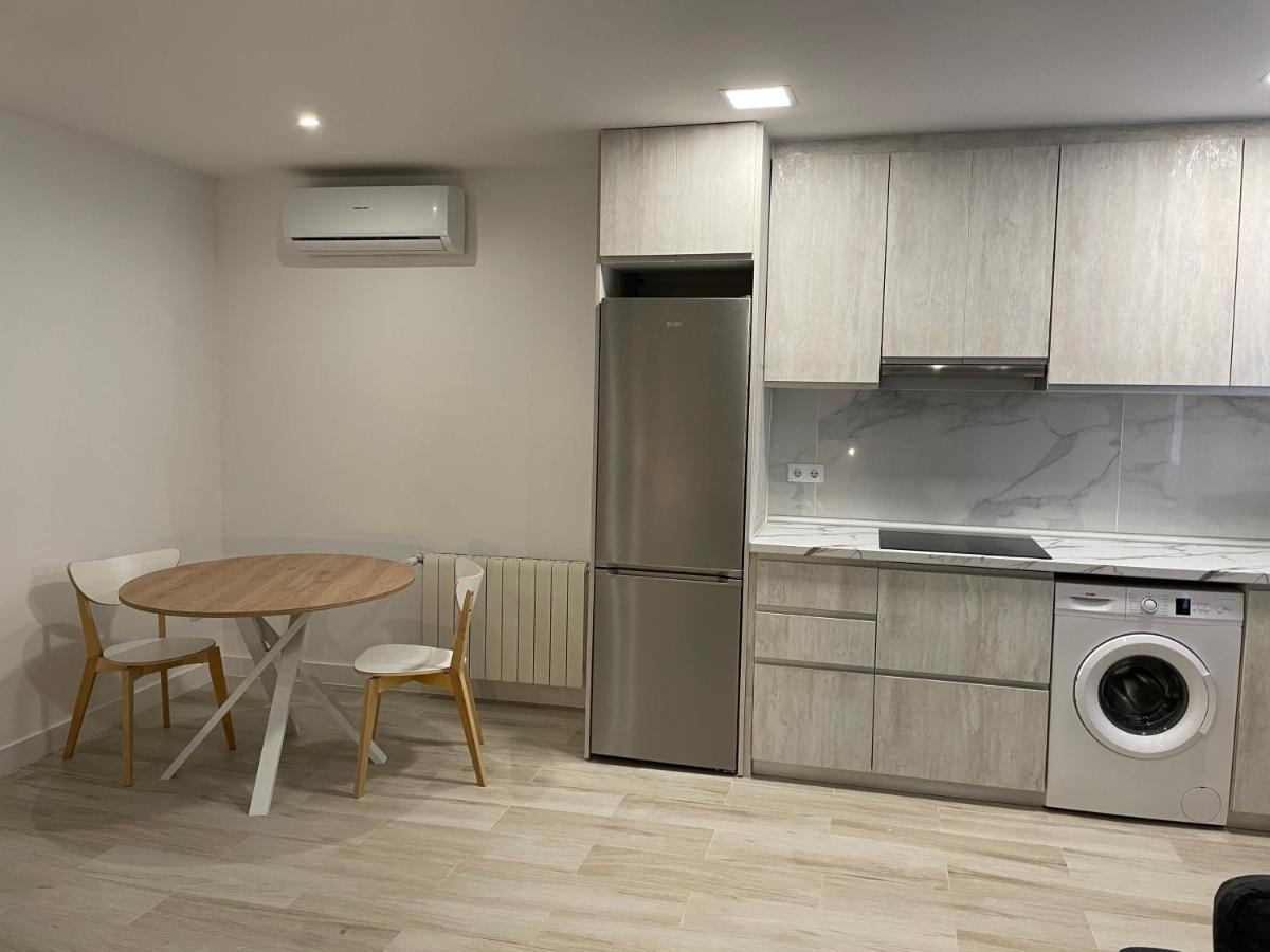 Apartamentos Barcelona - Iberia Екстер'єр фото