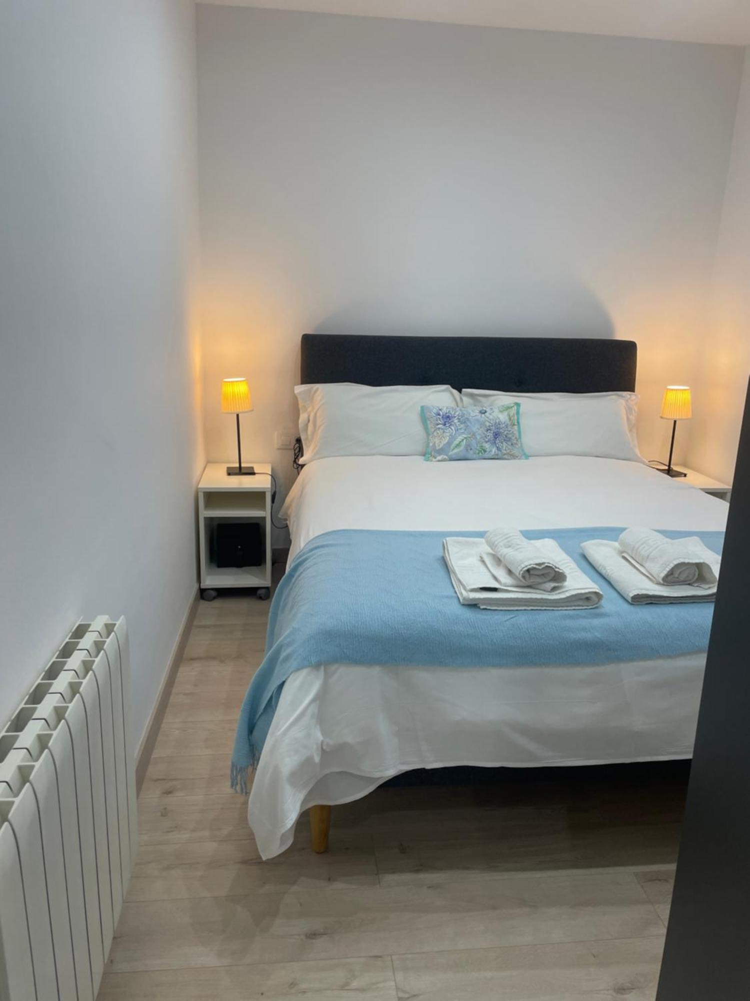 Apartamentos Barcelona - Iberia Екстер'єр фото